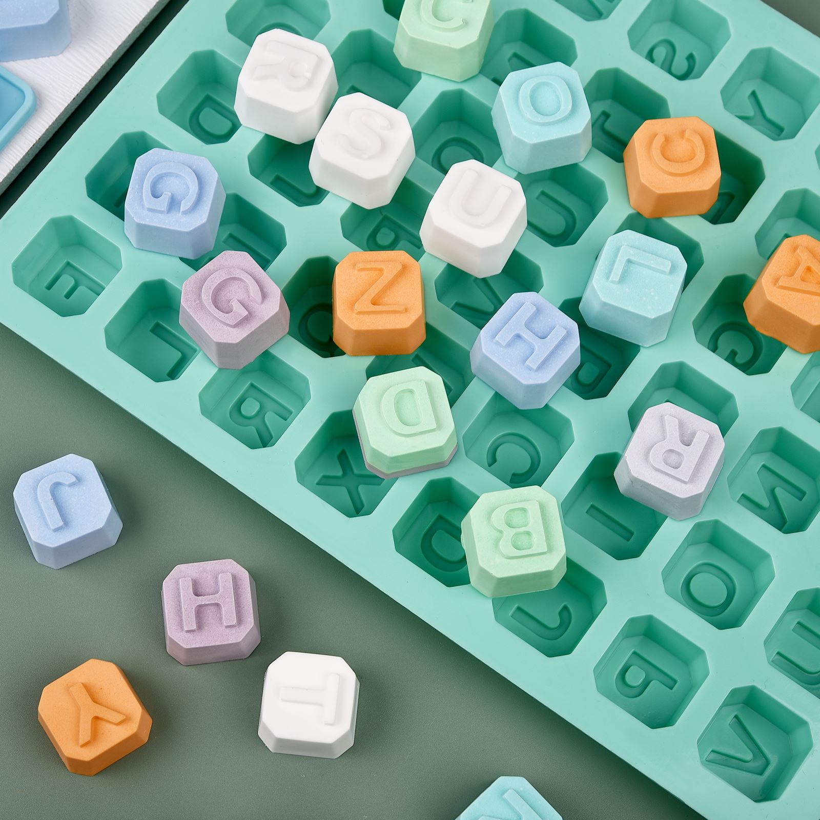 48 편지 Enghish 알파벳 문자 실리콘 금형 비누 - Soap Making Designs 리뷰 및 가격